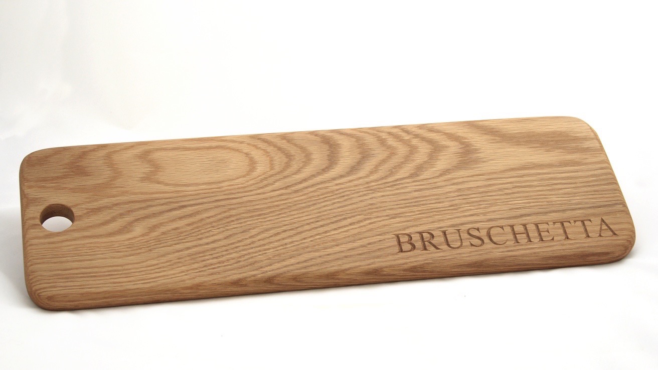 Personalised-wooden-serving-paddle-makemesomethingspecial.co.uk