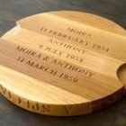 personalised-oak-cheese-board-makemesomethingspecial.com