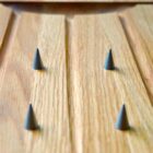 engraved-oak-carving-board-with-spikes