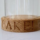 oak-cake-board-makemesomethingspecial.com