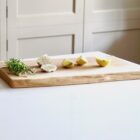 personalised-live-edge-oak-chopping-boards-makemesomethingspecial