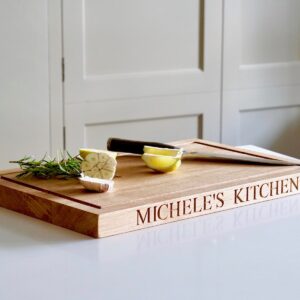 personalised-oak-chopping-board