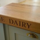 personalised-oak-lip-edge-chopping-boards-makemesomethingspecial.co.uk