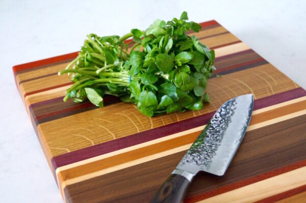 stripe-wood-chopping-board-makemesomethingspecial.com