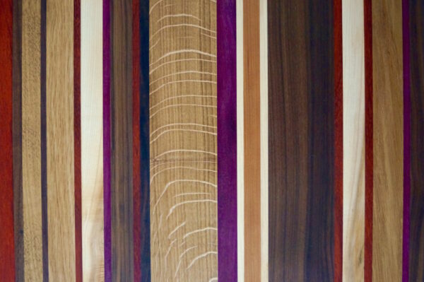 stripe-wooden-chopping-board-makemesomethingspecial.com